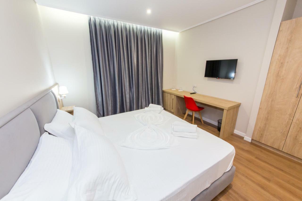 Class Hotel Ksamil Extérieur photo